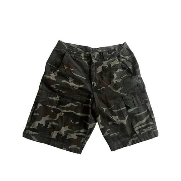 Y2K Bugle Boy Est 1977 Cargo  Camo Shorts size  34 - Picture 1 of 6